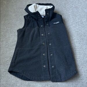 Columbia Black and Gray Hooded Vest